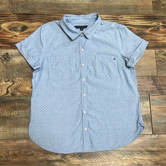 Man's Tommy Hilfiger Blue with Black Dots Button down Size L - Picture 1 of 13